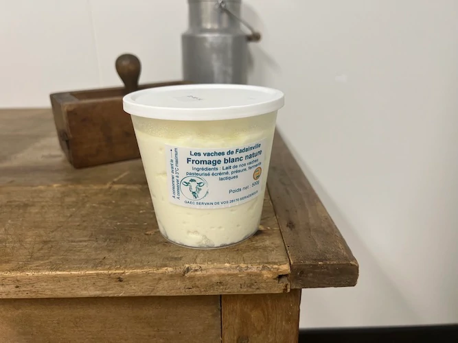 Fromage blanc nature et aux fruits